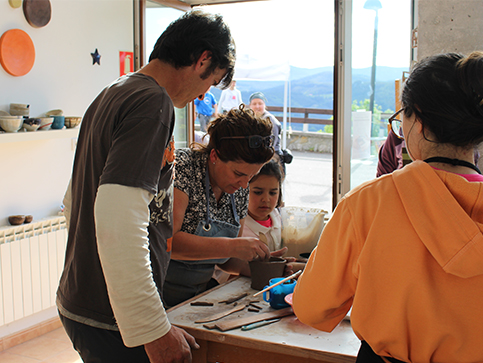 Curso de cerámica en nuestro estudio Pott Keramika de Itsaso